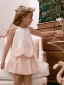 niña posando